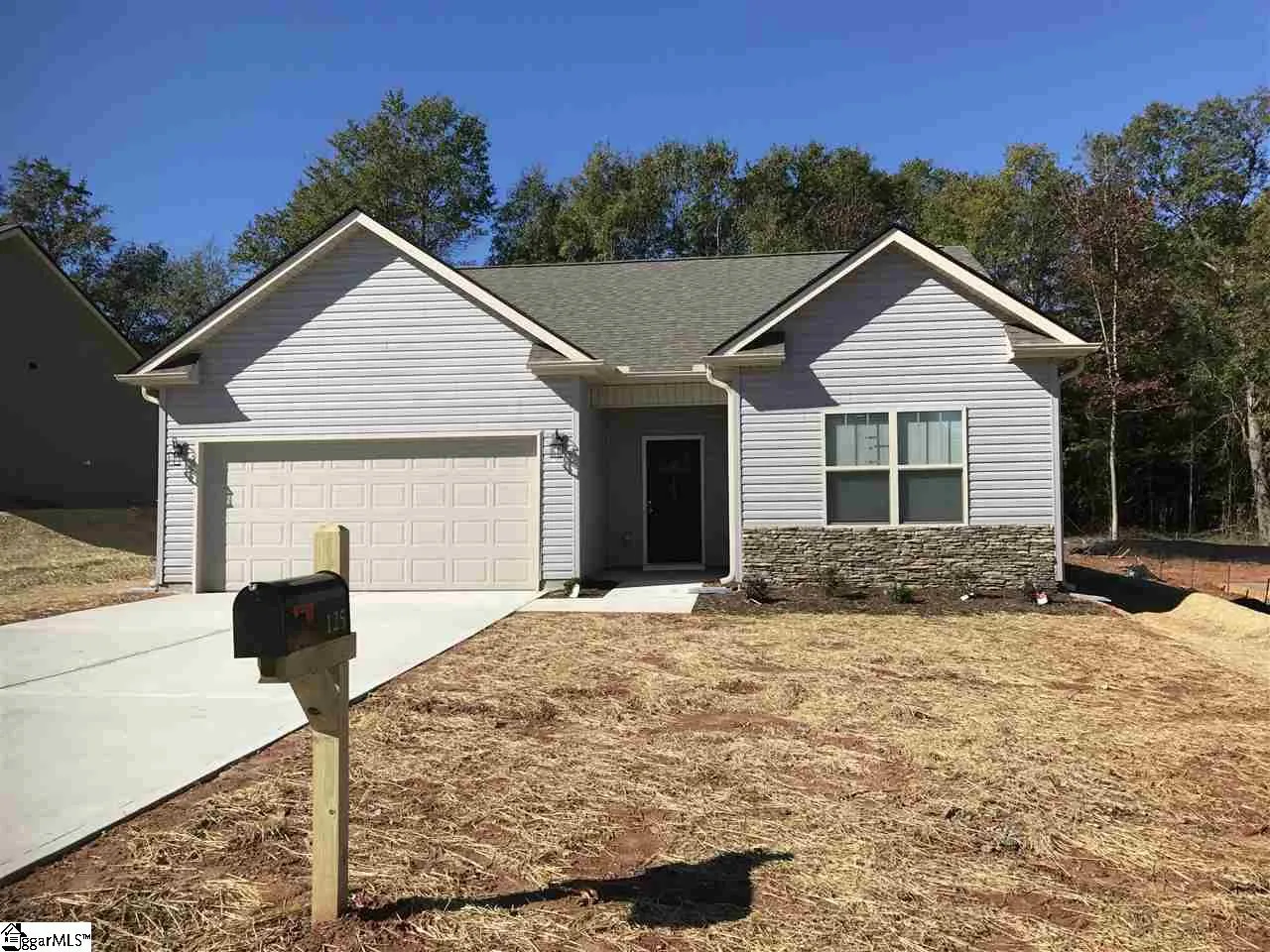Property image 2 at 125 Flint Lane, Greer, SC 29651