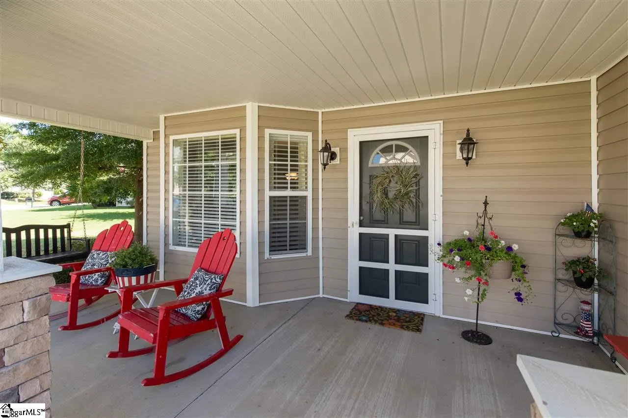 Property image 3 at 6 Irish Moss Court, Simpsonville, SC 29680