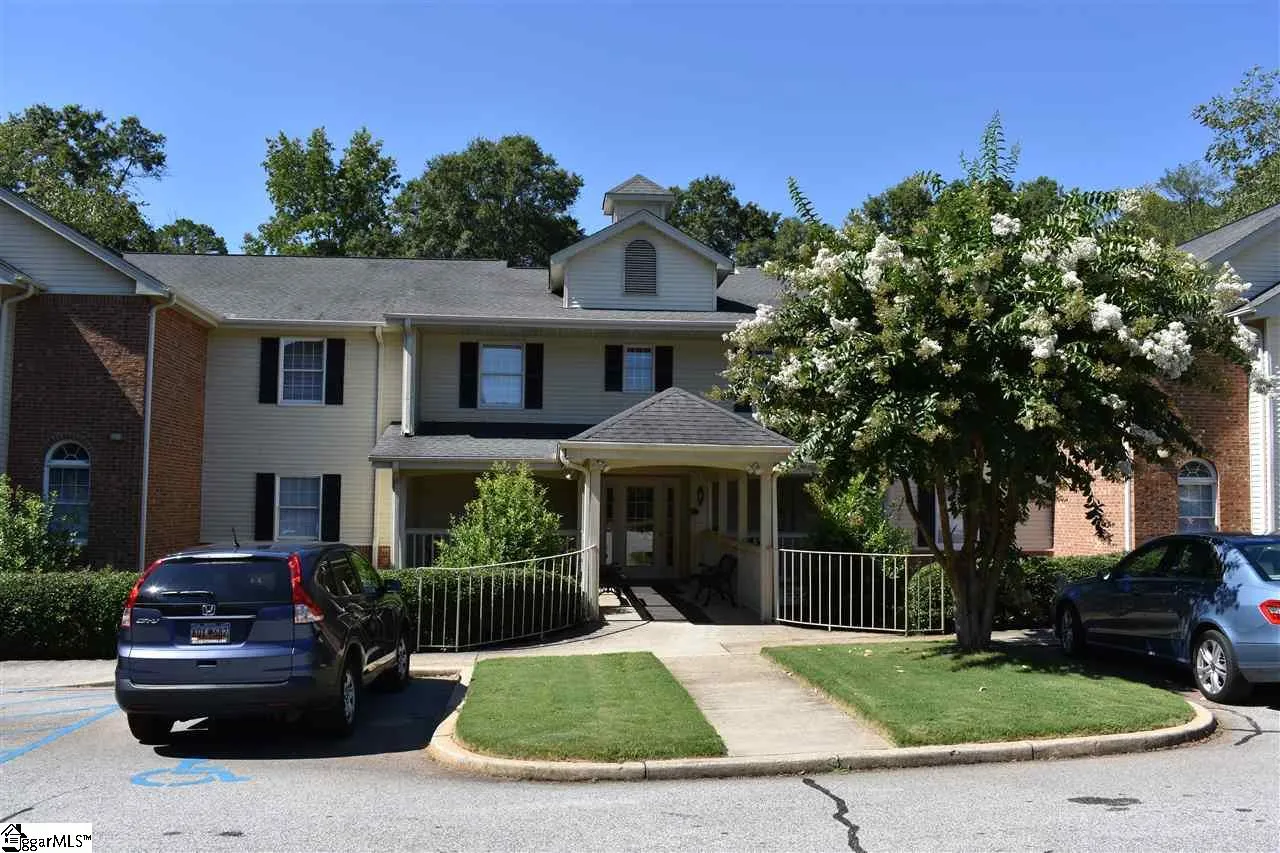 Property image 1 at 503 Wren Way, Greenville, SC 29605