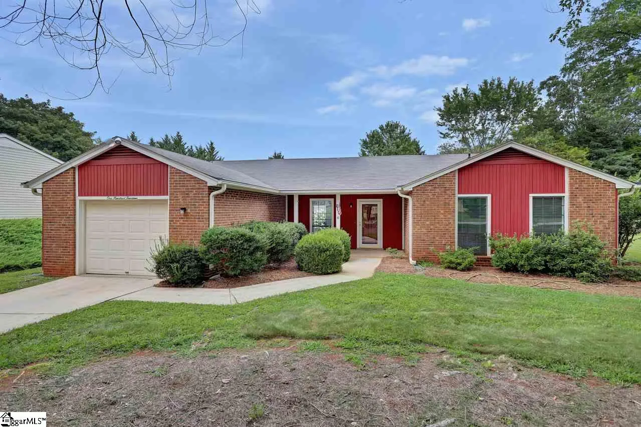 Property image 3 at 114 Woodstock Lane, Greer, SC 29650