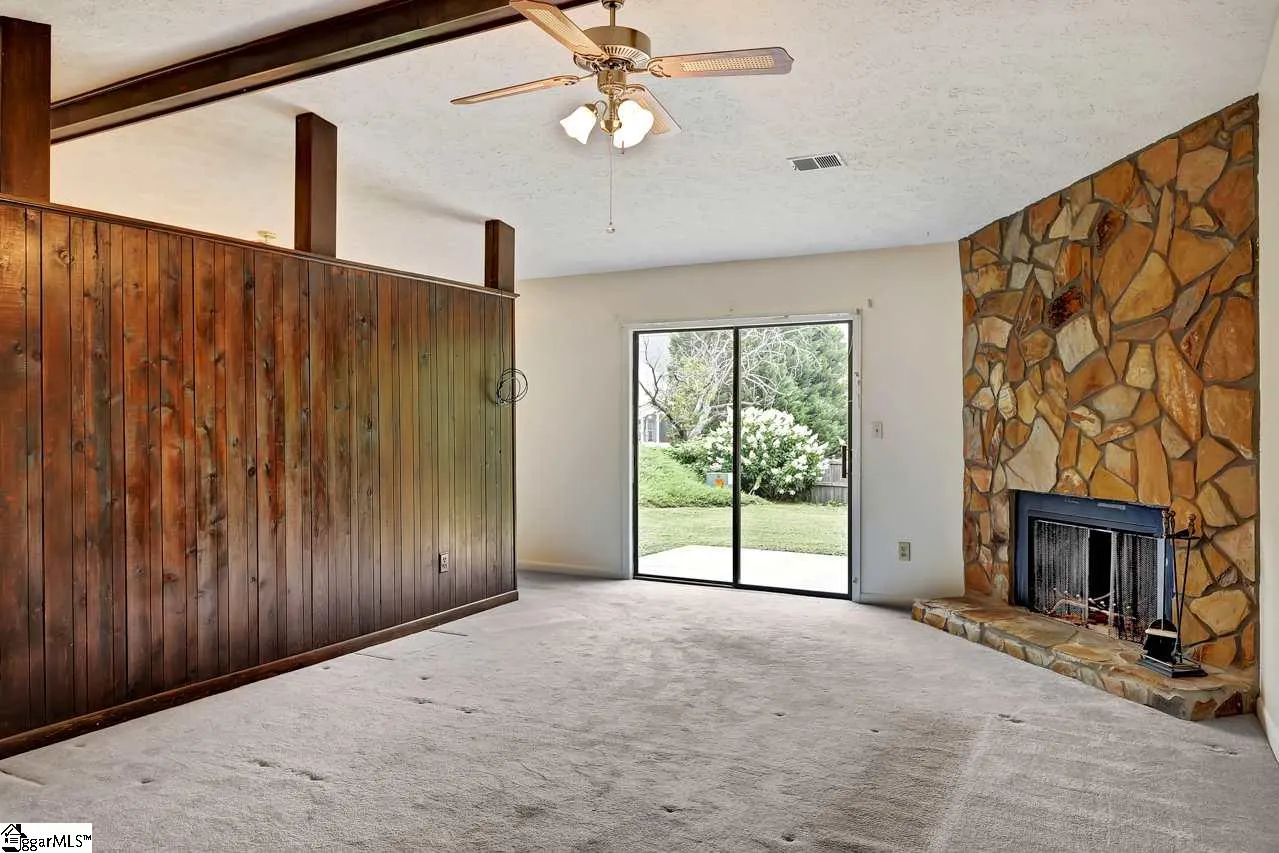 Property image 5 at 114 Woodstock Lane, Greer, SC 29650