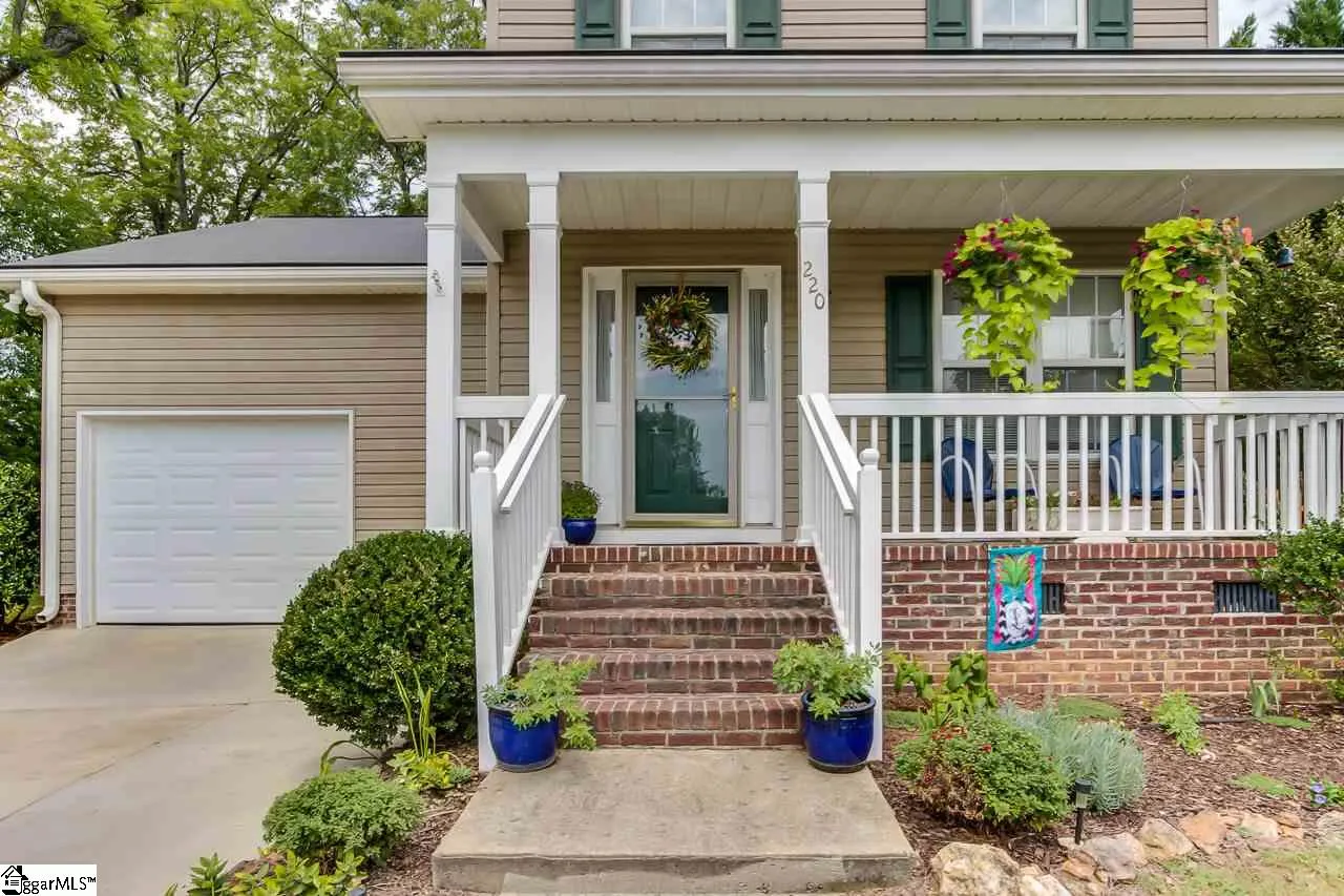 Property image 2 at 220 Neal Court, Greenville, SC 29601-1532