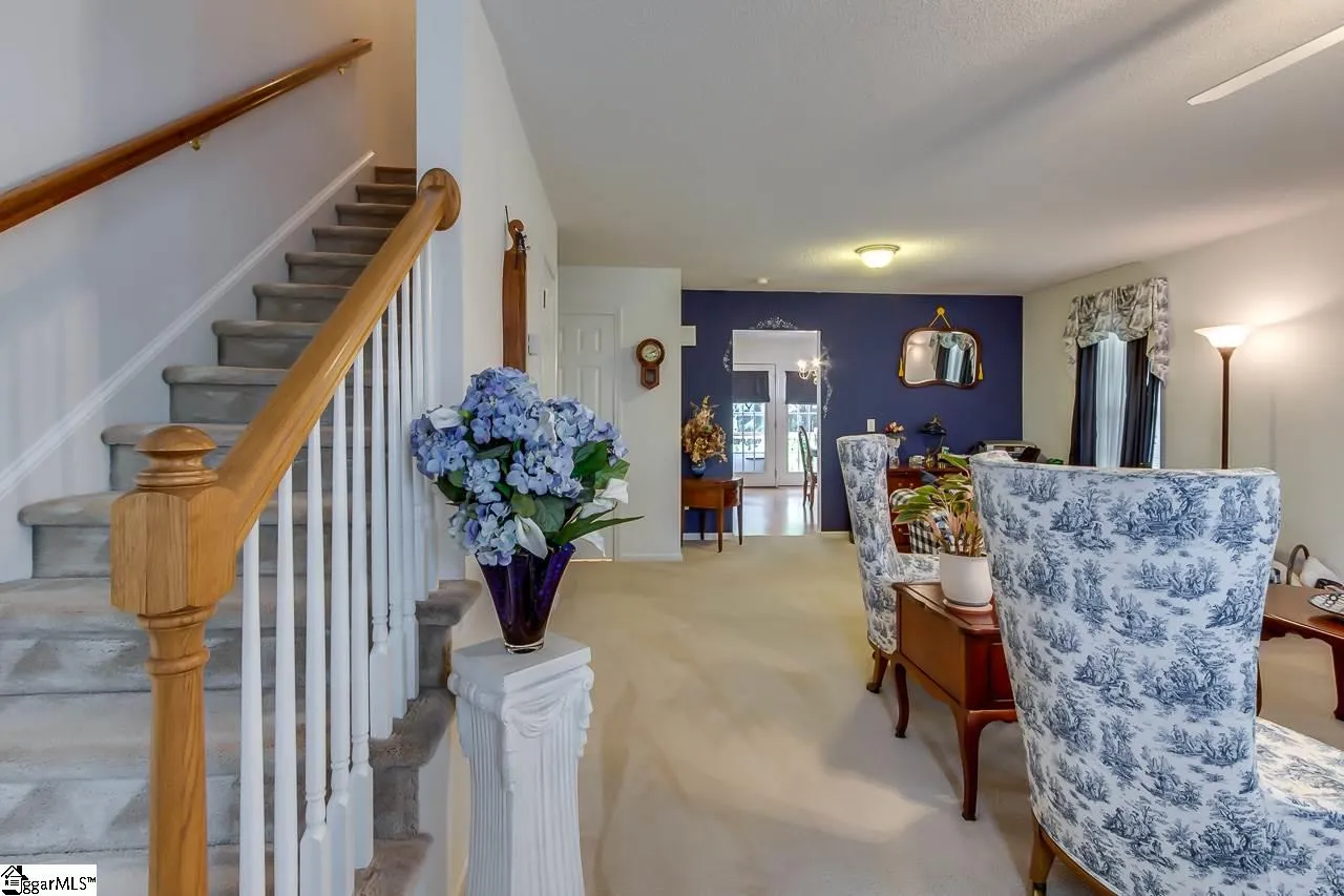 Property image 3 at 220 Neal Court, Greenville, SC 29601-1532