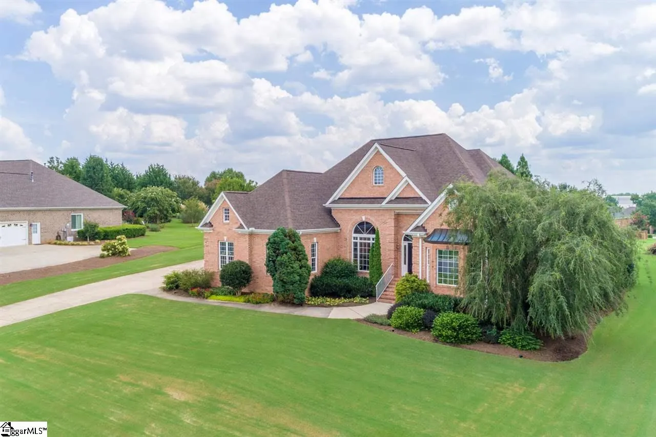 Property image 4 at 329 Crepe Myrtle Drive, Greer, SC 29651