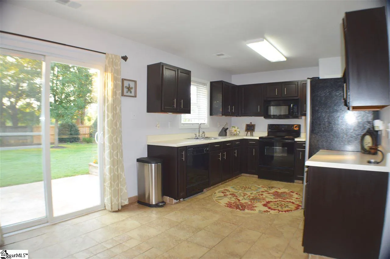 Property image 5 at 200 Clay Thorn Court, Greer, SC 29651