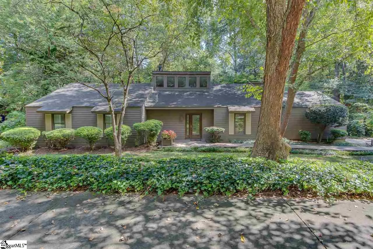 27 Forest Lane