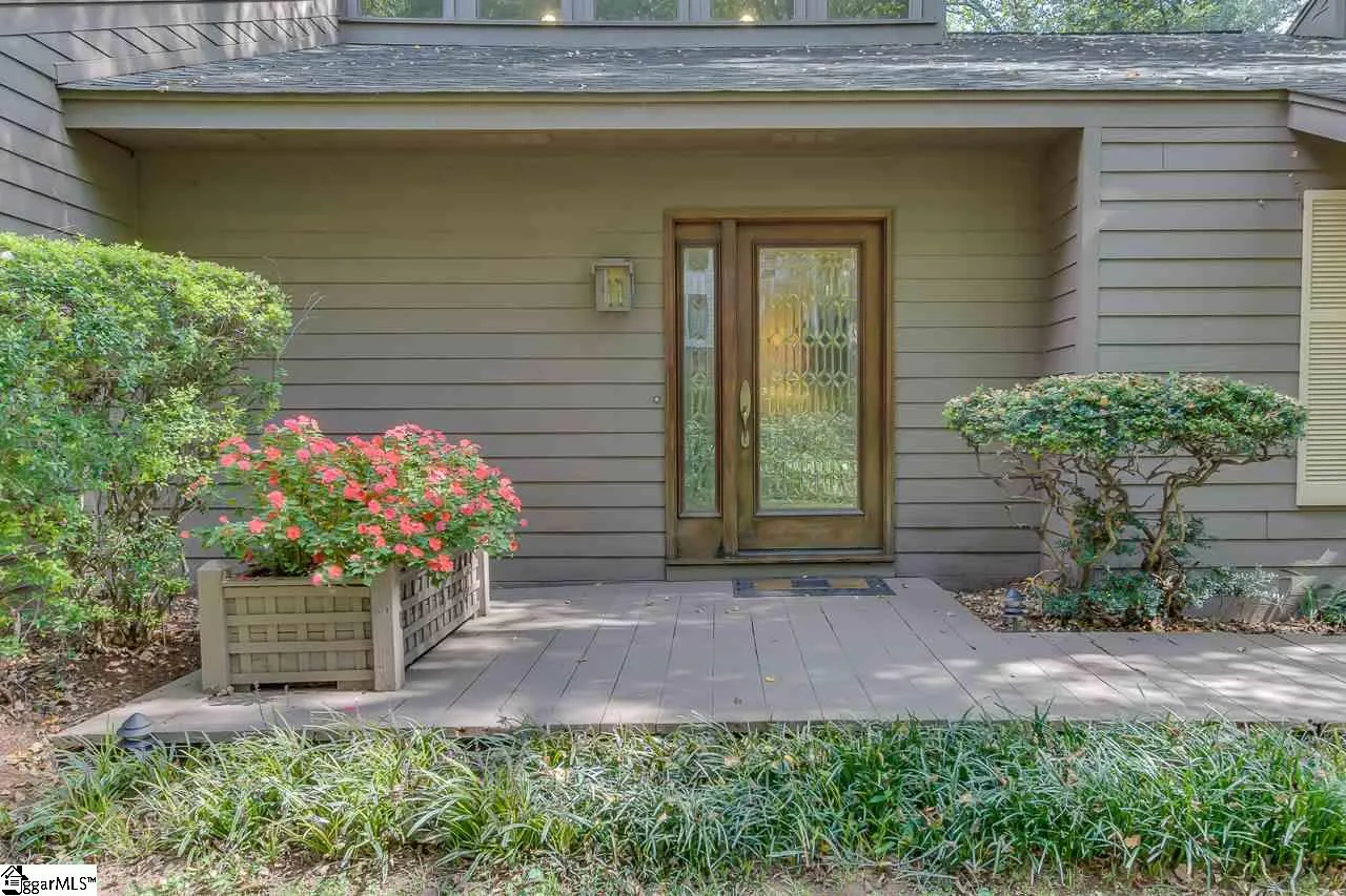 Property image 4 at 27 Forest Lane, Greenville, SC 29605