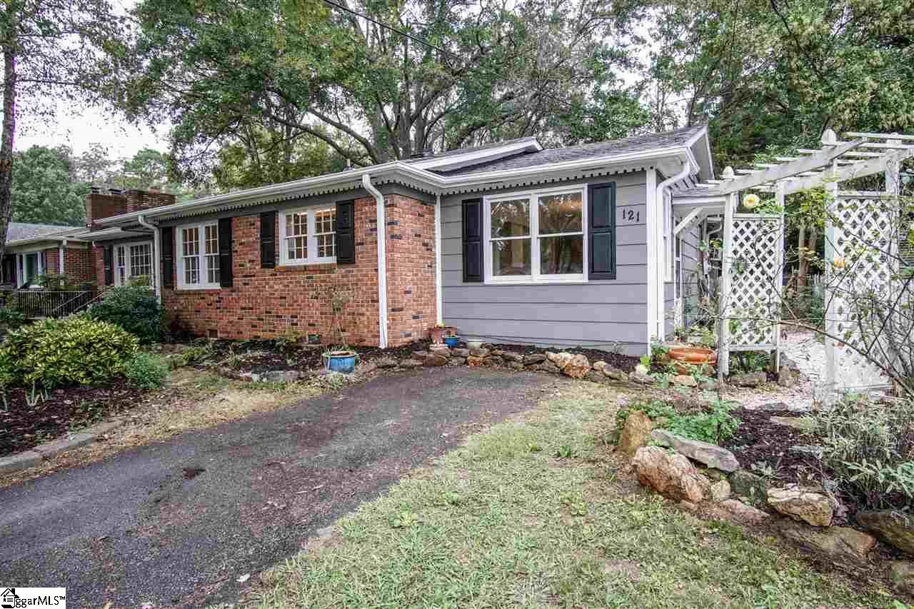 Property image 3 at 121 Forestdale Drive, Taylors, SC 29687