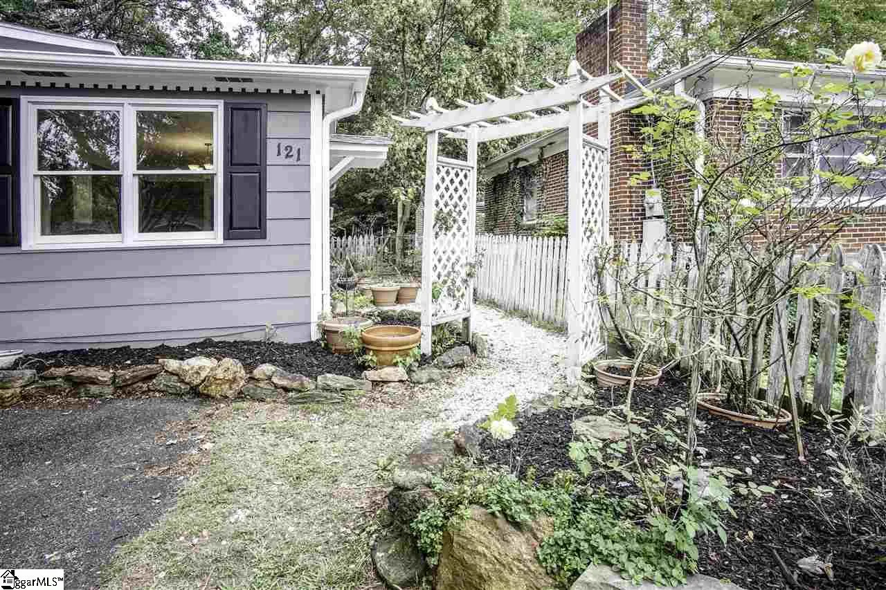 Property image 4 at 121 Forestdale Drive, Taylors, SC 29687
