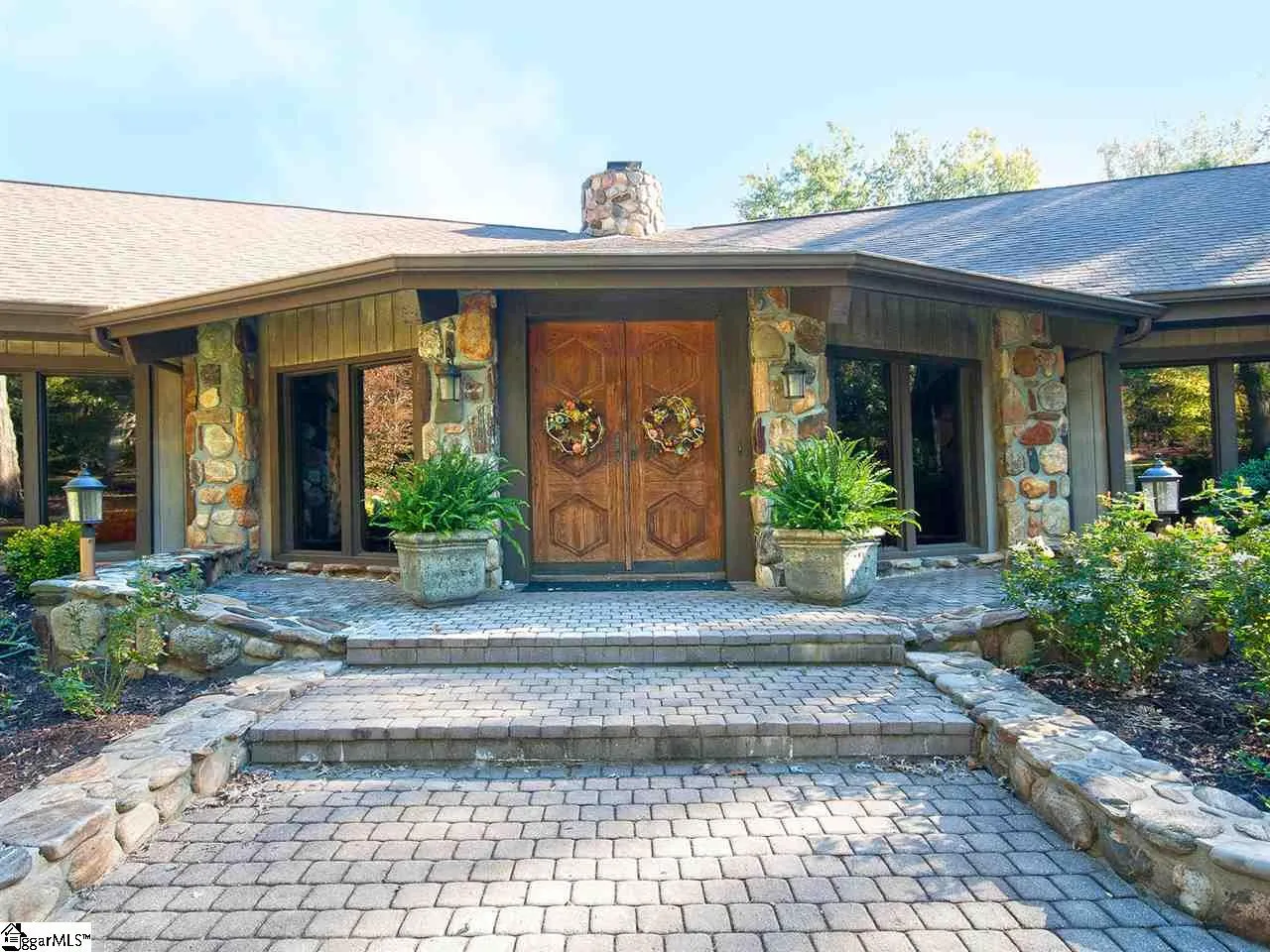140 Rocky Point Circle