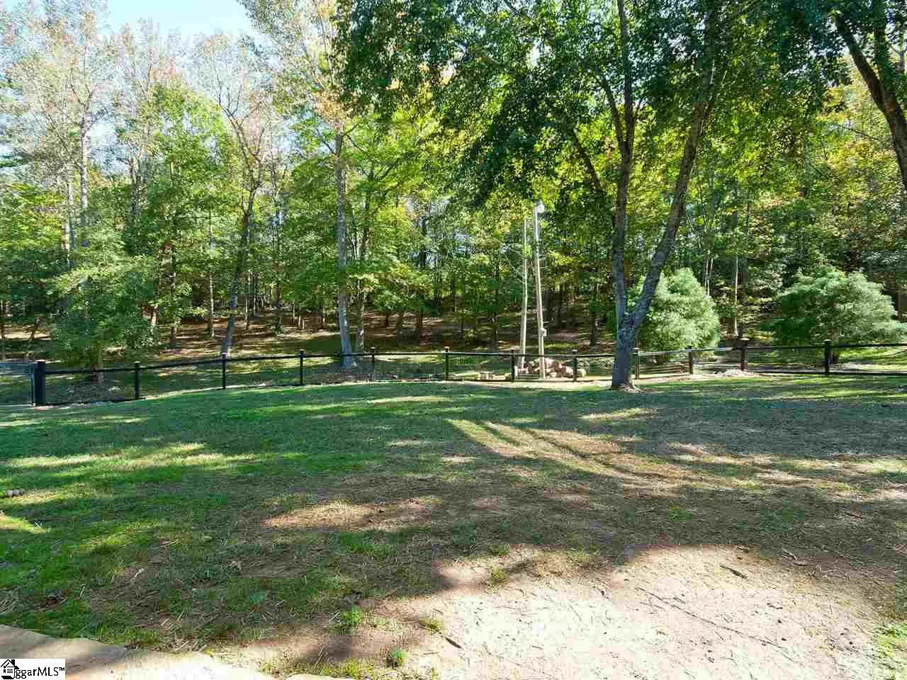 Property image 4 at 140 Rocky Point Circle, Greenville, SC 29615