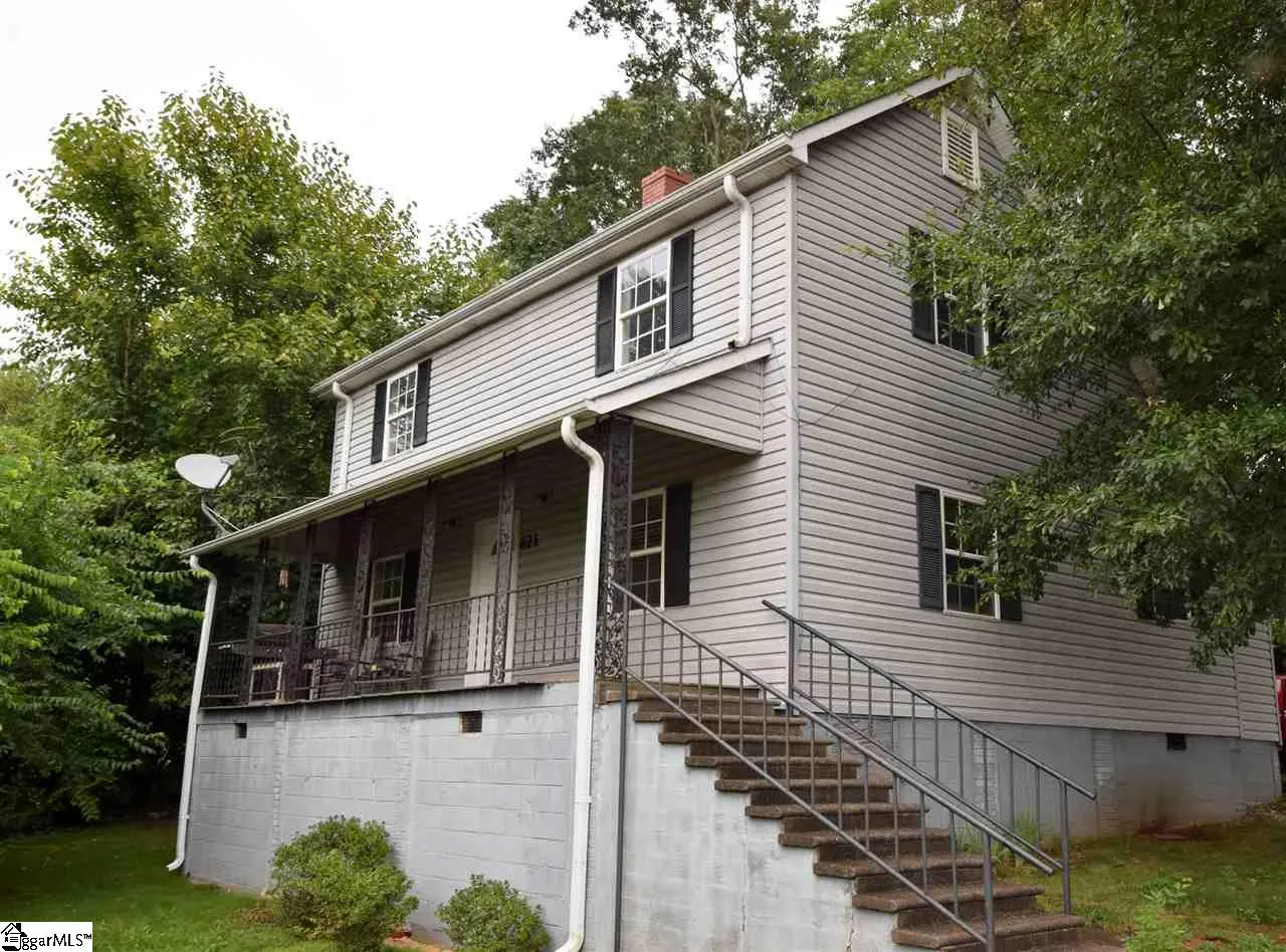 Property image 1 at 621 Hickory Drive, Startex, SC 29377