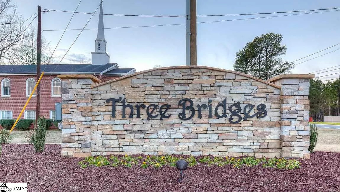 Property image 2 at 405 Crane Cove Court, Greenville, SC 29611