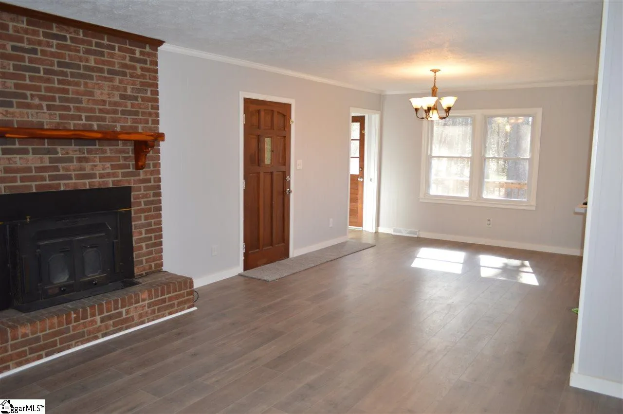 Property image 4 at 1202 Tall Oaks Circle, Piedmont, SC 29673