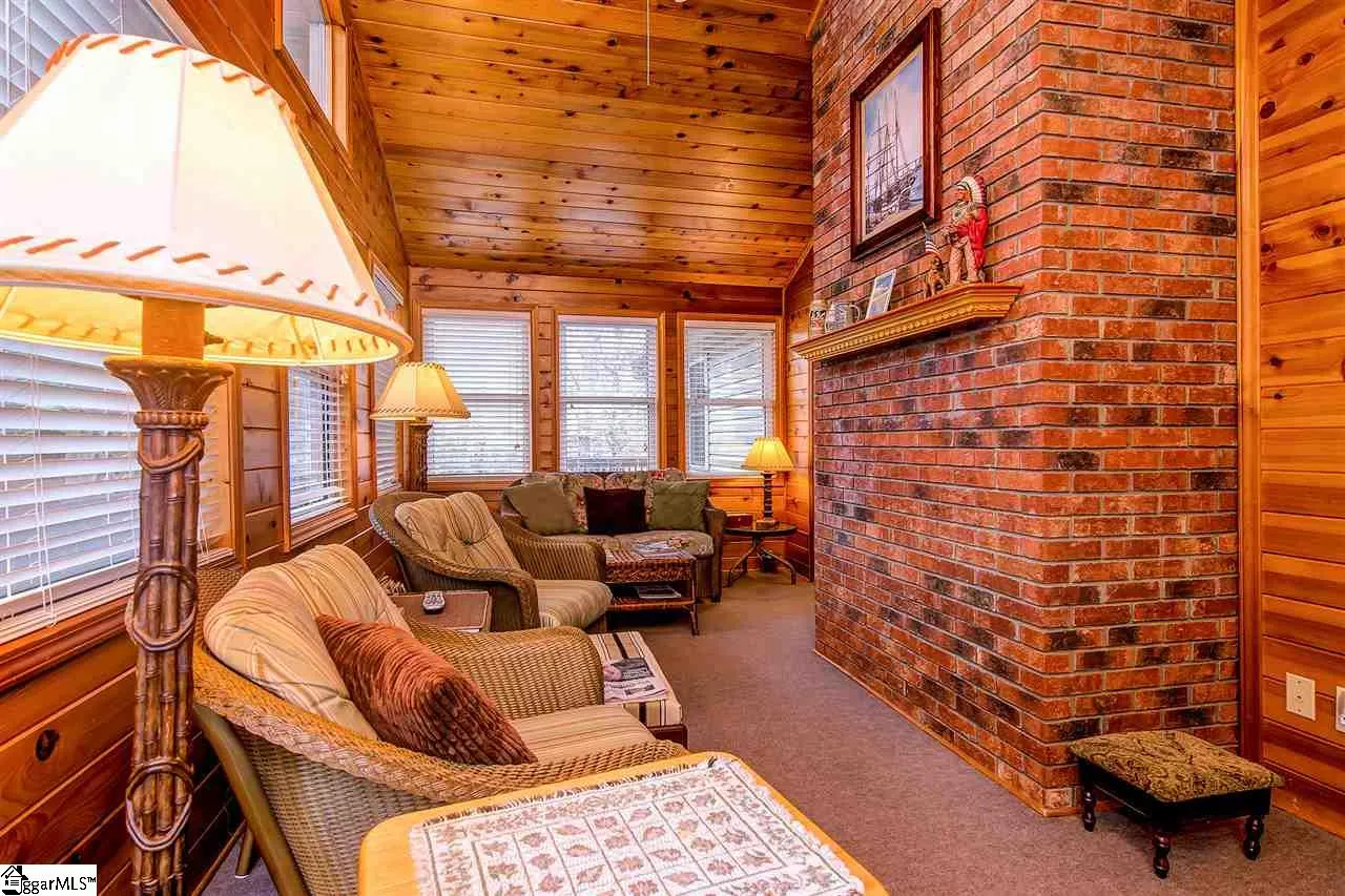 Property image 5 at 5 Mill Estate Road, Taylors, SC 29687