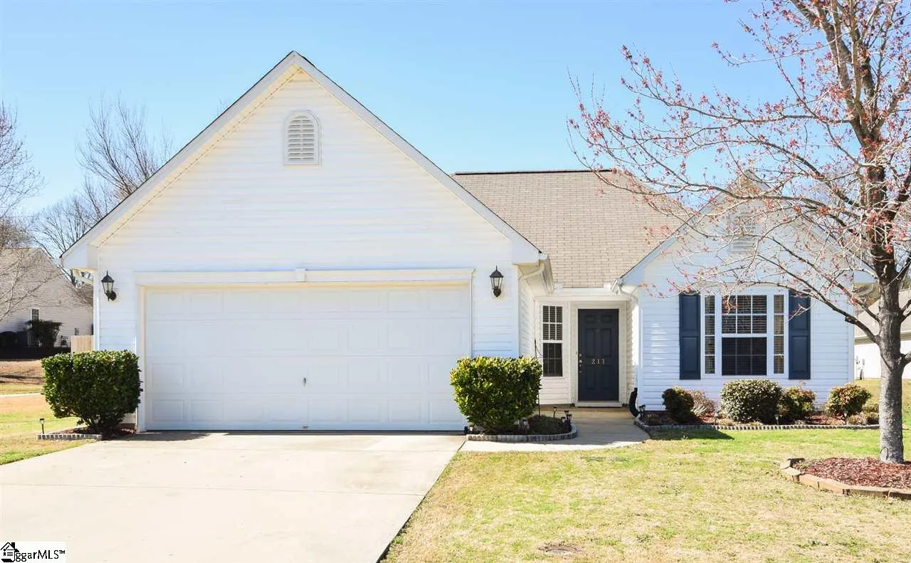 Property image 1 at 211 Bellport Drive, Greenville, SC 29607