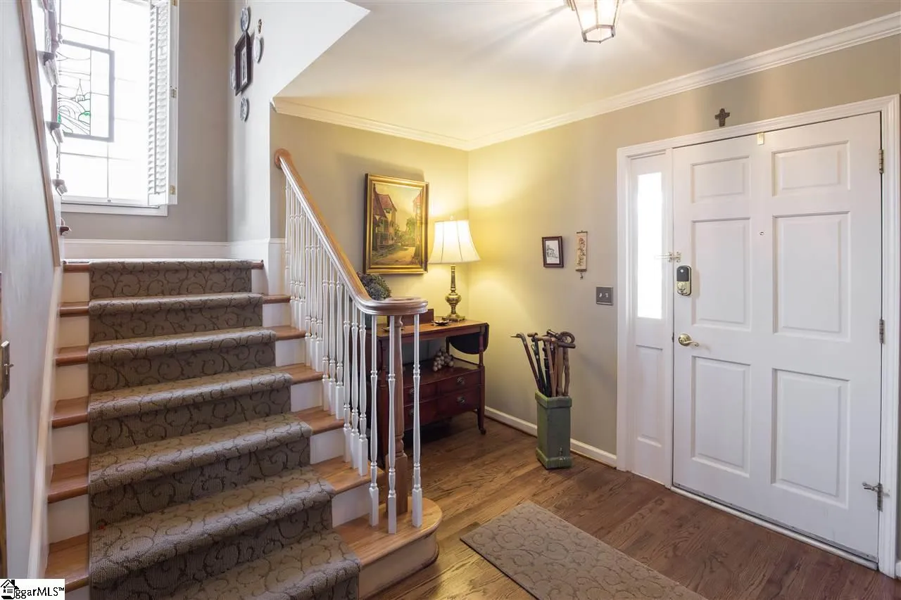 Property image 2 at 100 Fairoaks Drive, Greenville, SC 29615