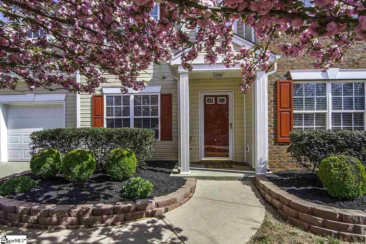 Property image 4 at 127 Birkhall Circle, Greenville, SC 29605