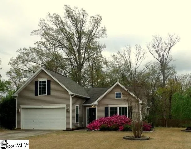Property image 2 at 124 Pendock Lane, Piedmont, SC 29673
