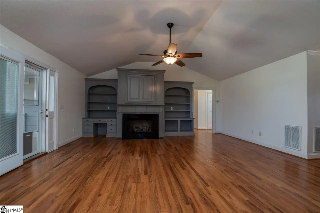 Property image 4 at 110 Wild Heather Drive, Campobello, SC 29322