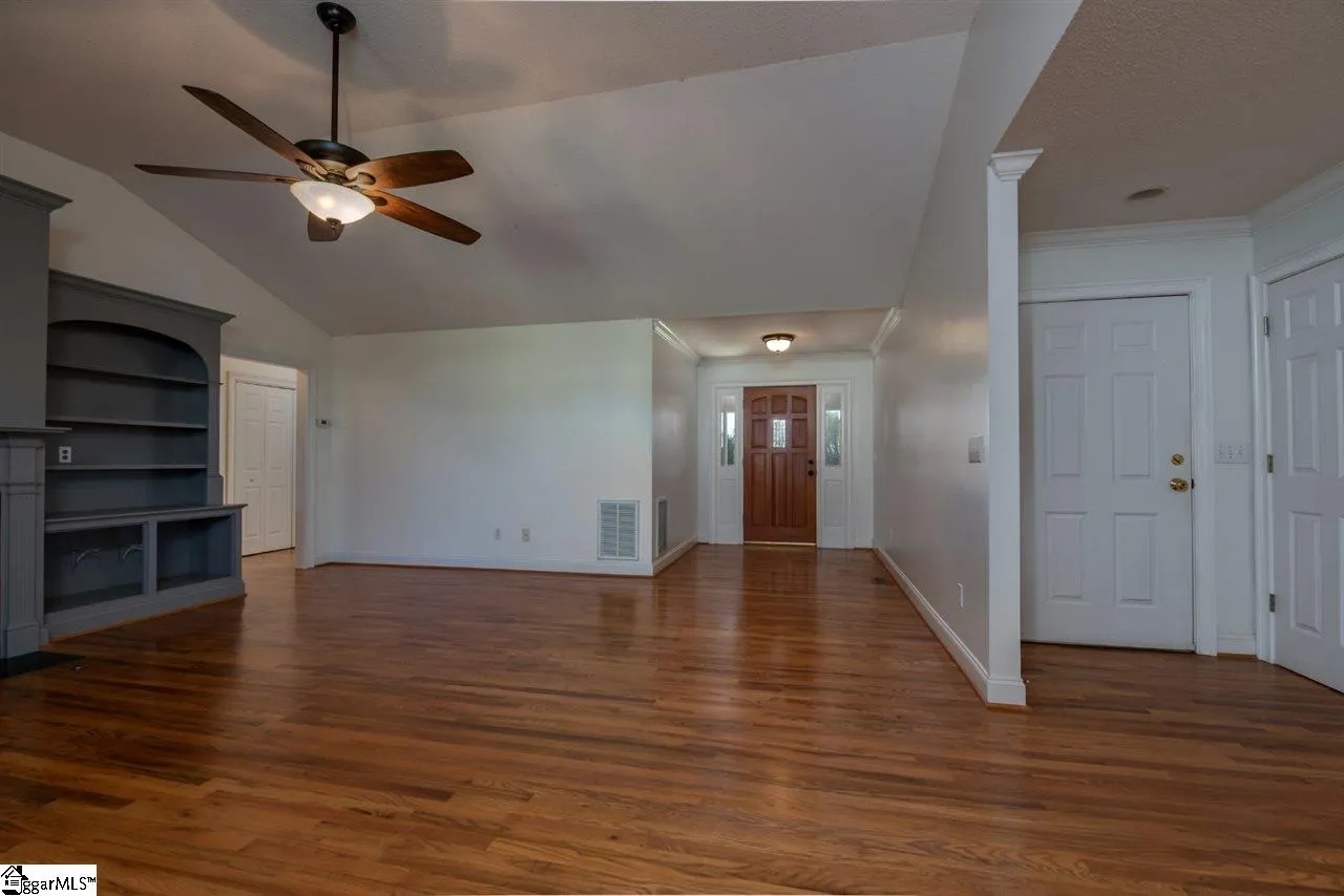 Property image 5 at 110 Wild Heather Drive, Campobello, SC 29322