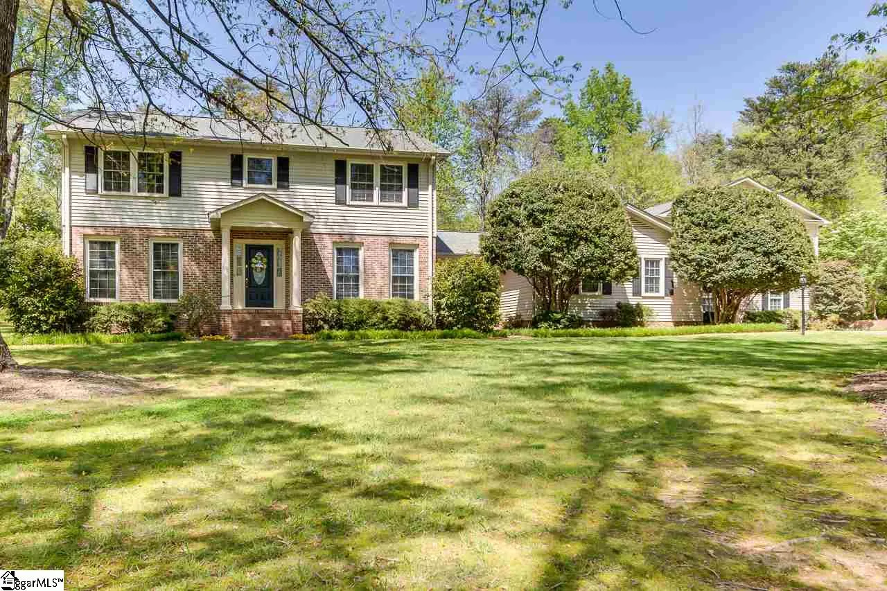 Property image 2 at 20 Rocky Creek Lane, Greenville, SC 29615