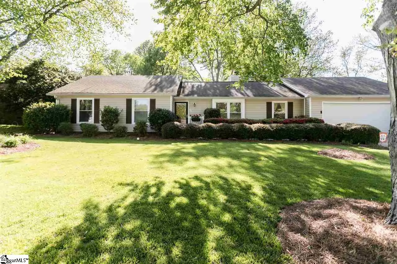 Property image 1 at 25 Fieldstone Place, Greenville, SC 29615