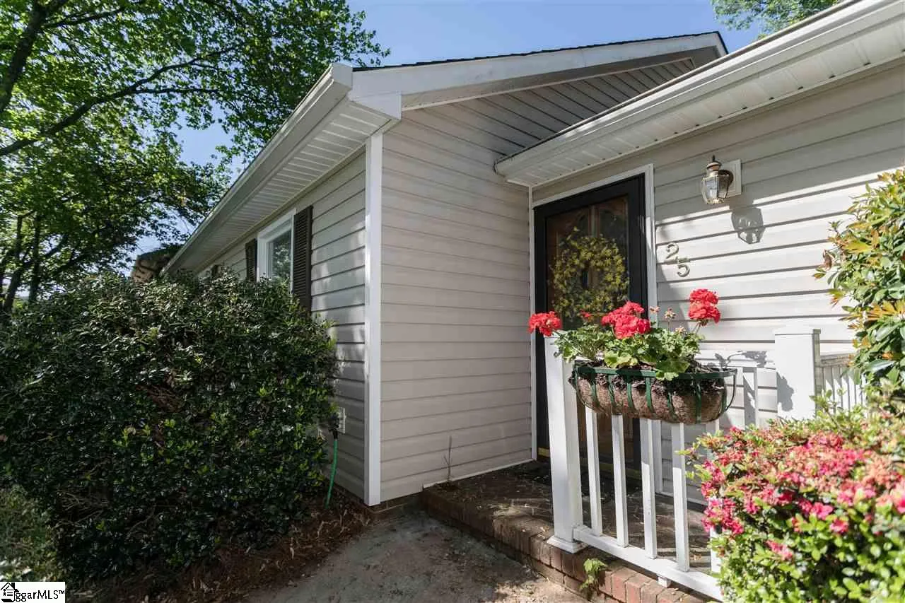 Property image 4 at 25 Fieldstone Place, Greenville, SC 29615