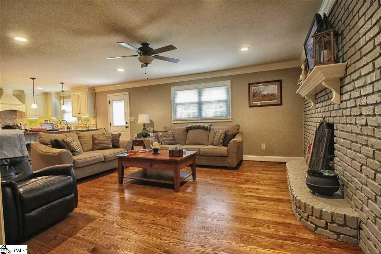 Property image 5 at 308 Leyswood Drive, Greenville, SC 29615