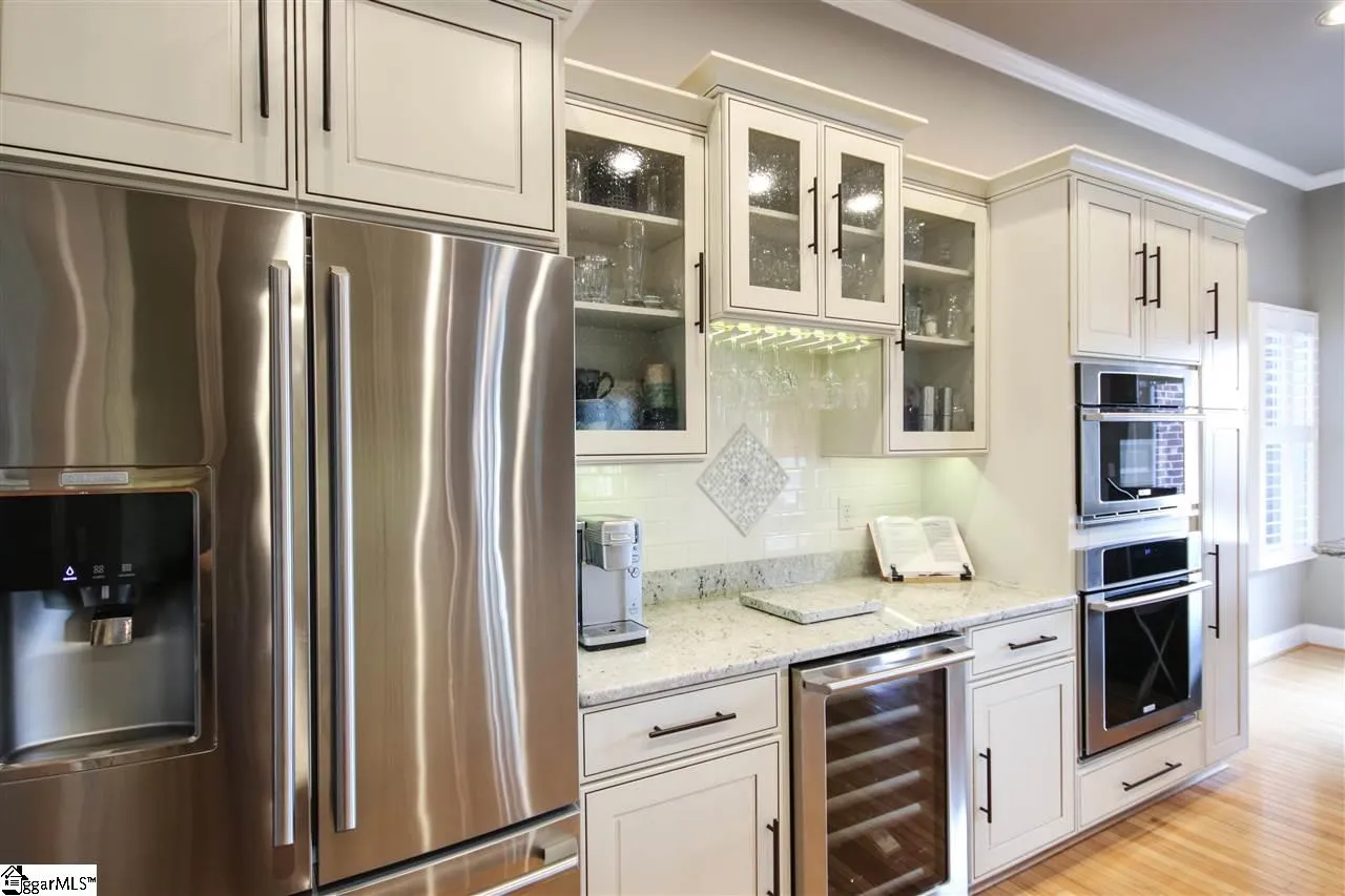 Property image 5 at 27 BELLE TERRE Court, Greenville, SC 29609