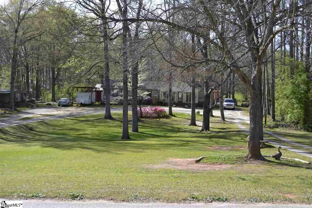 Property image 2 at 116 Putman Street, Simpsonville, SC 29681