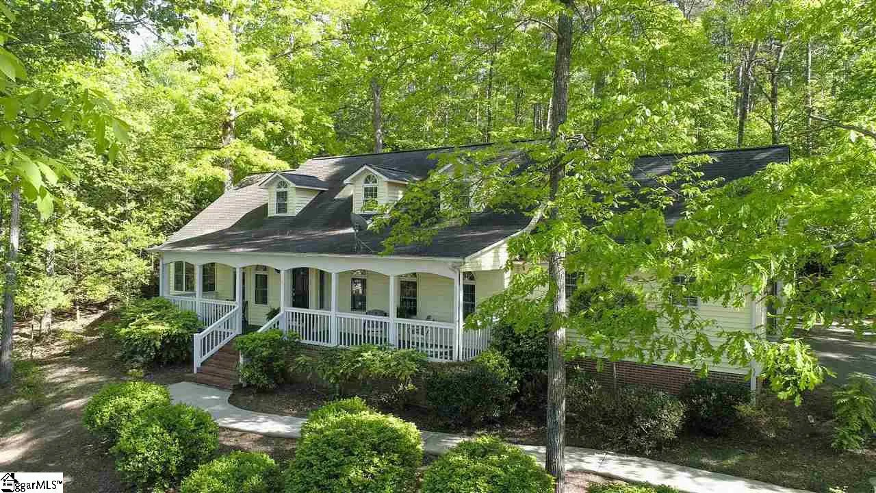 19 WESTWIND Court