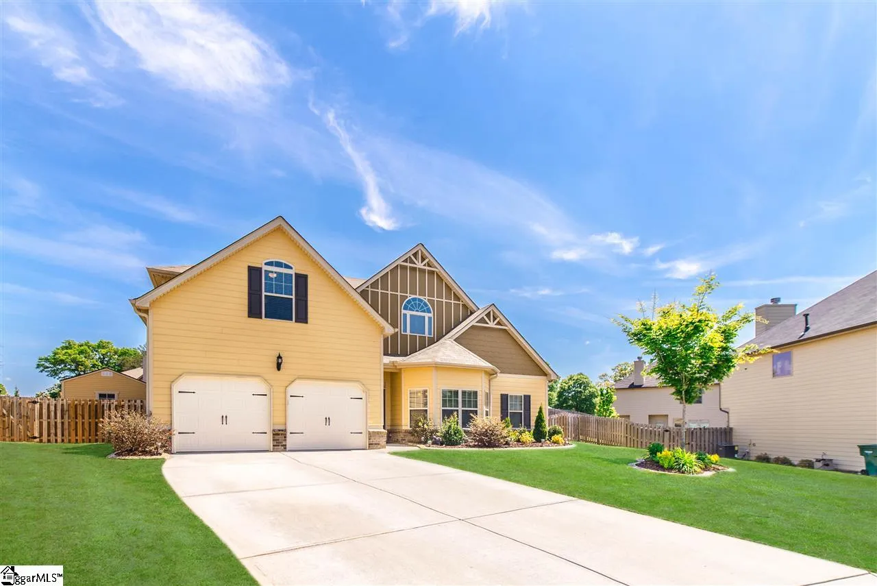 Property image 3 at 10 Howden Place, Simpsonville, SC 29681