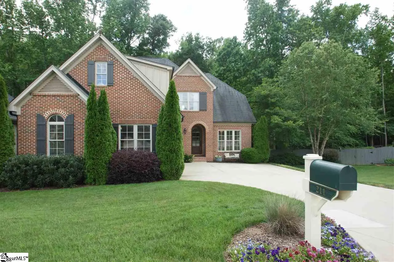 Property image 1 at 211 Bouchillion Drive, Greenville, SC 29615