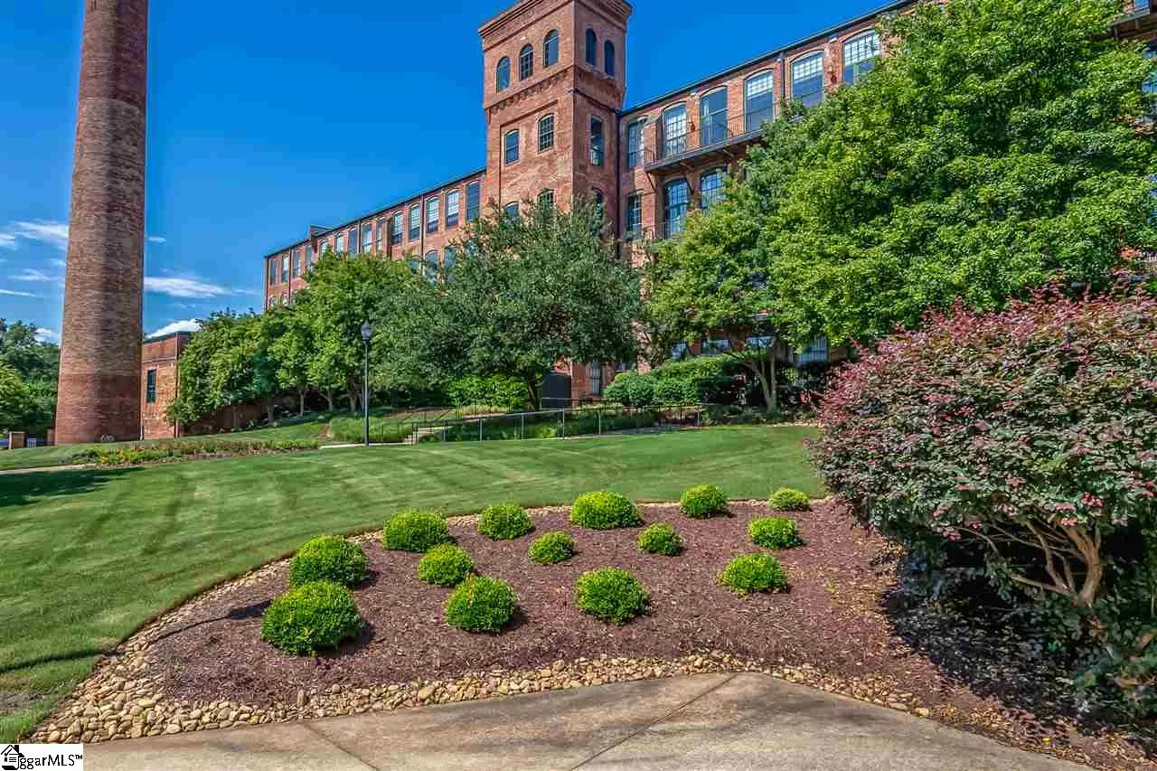 Property image 1 at 400 Mills Avenue, Greenville, SC 29605