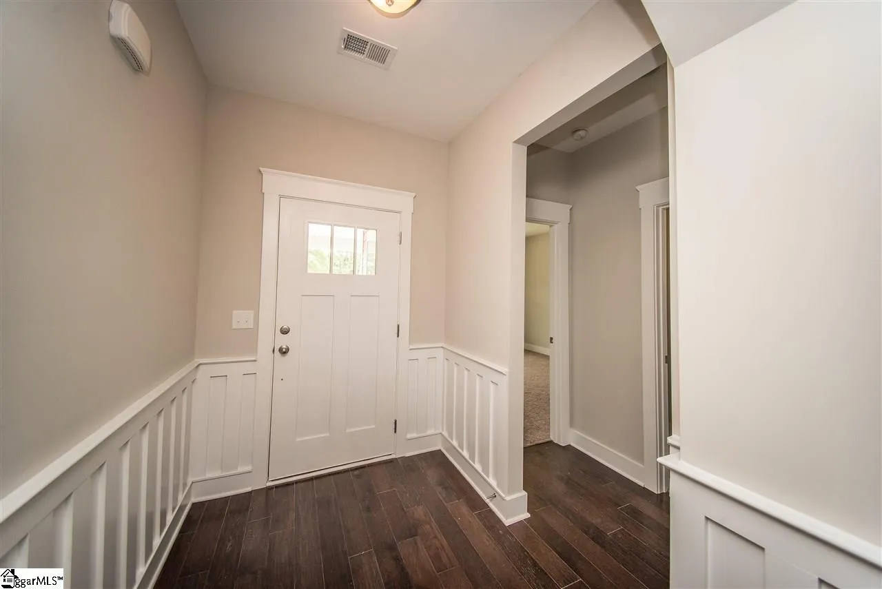 Property image 2 at 10 Rosecrest Lane, Simpsonville, SC 29680