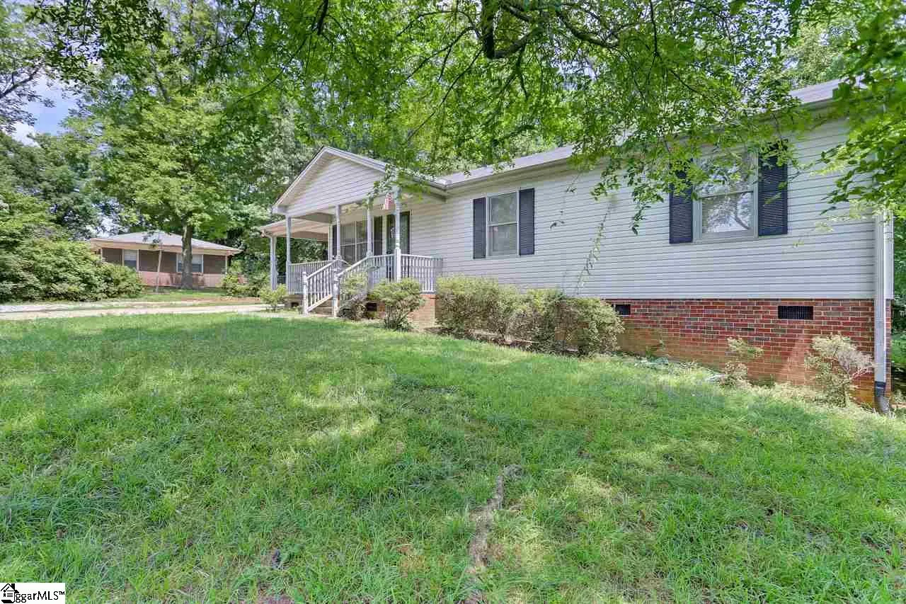 Property image 2 at 13 Cochran Drive, Greenville, SC 29611