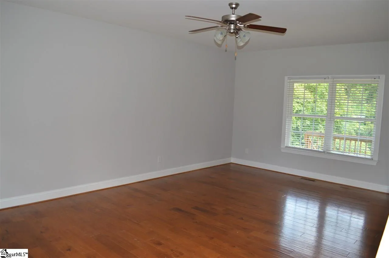Property image 5 at 160 Fox Run Circle, Greer, SC 29651