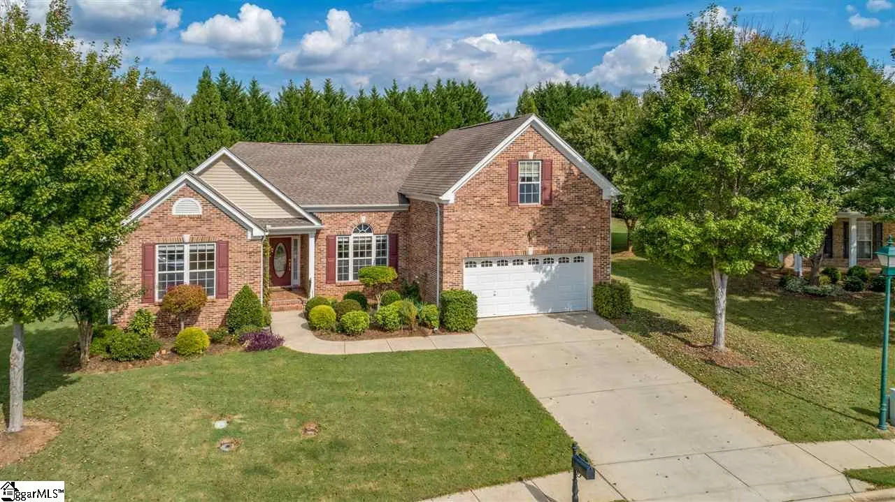 Property image 3 at 305 Stayman Court, Greenville, SC 29681
