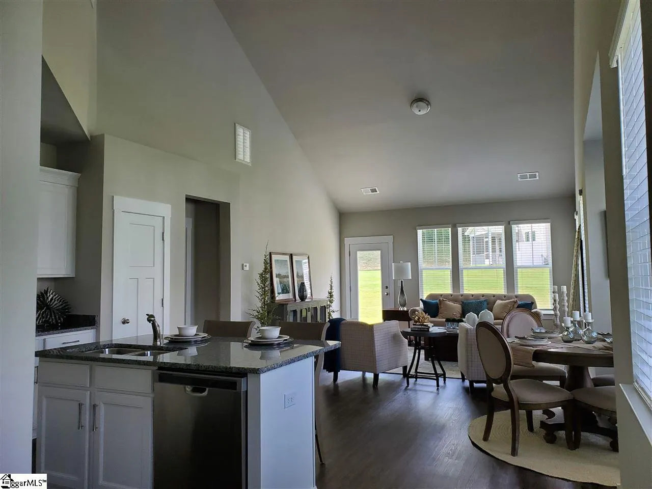 Property image 4 at 31 Creekhaven Lane, Taylors, SC 29687