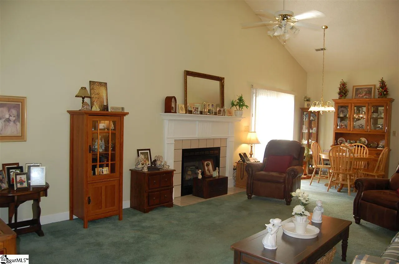 Property image 3 at 5 Pecan Grove Court, Travelers Rest, SC 29690