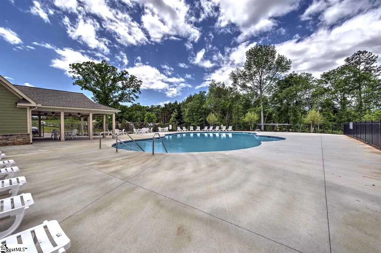 Property image 2 at 407 Brandybuck Drive, Piedmont, SC 29673