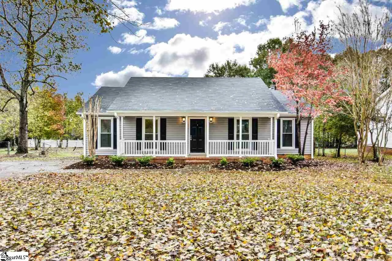 Property image 1 at 431 Laurel Tree Lane, Simpsonville, SC 29681