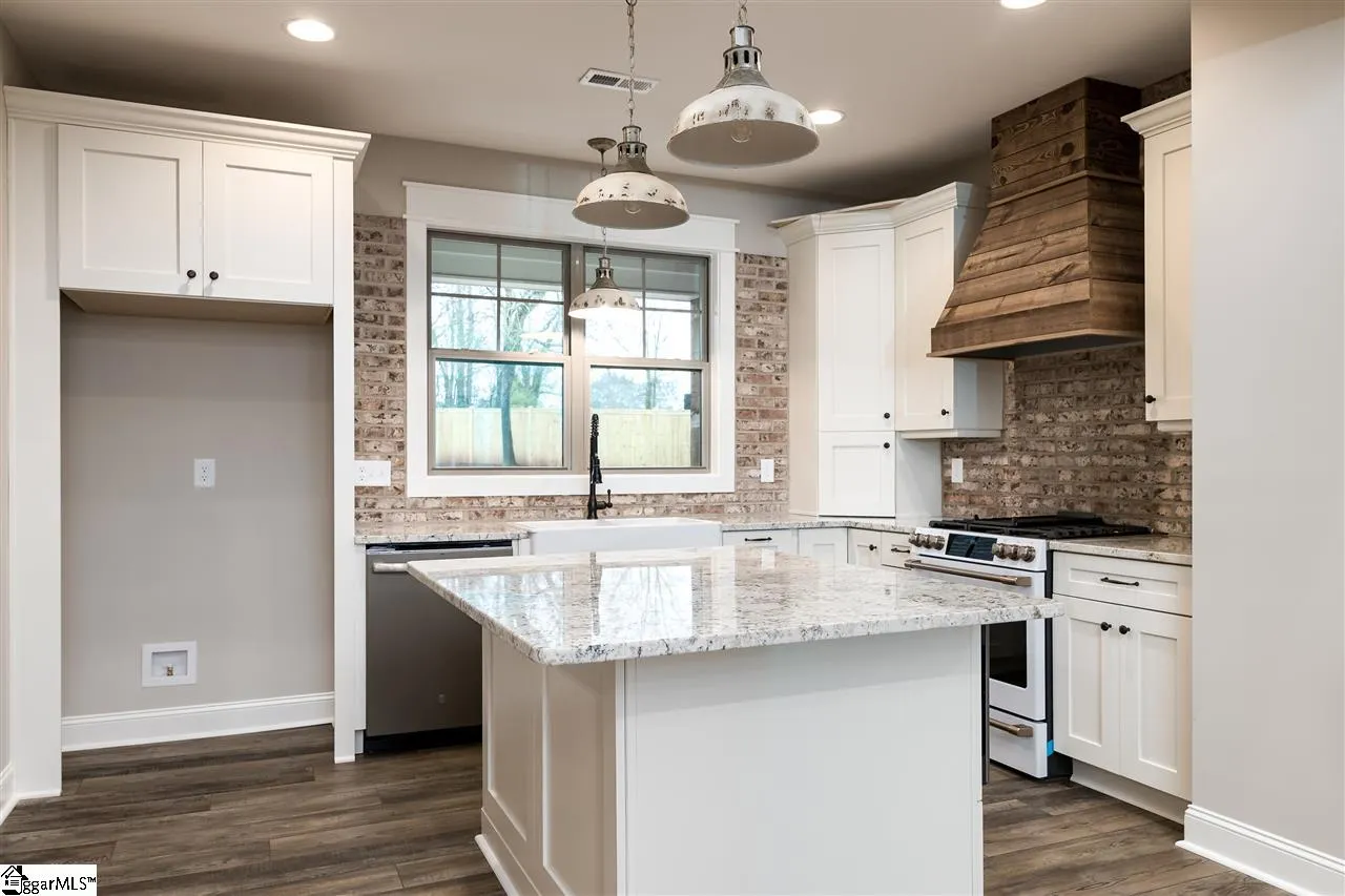 Property image 5 at 5 Masonbuilt Drive, Taylors, SC 29687
