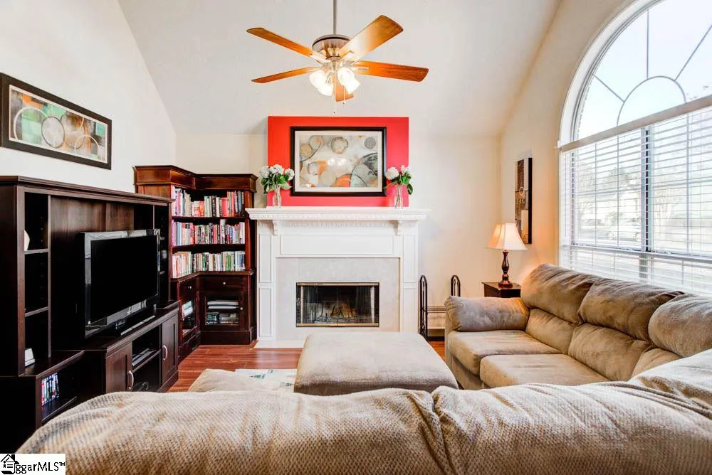 Property image 3 at 132 OAK VALLEY Drive, Simpsonville, SC 29681