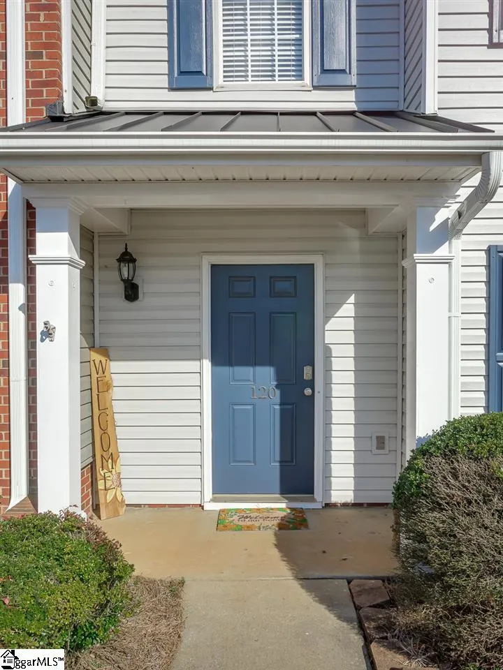 Property image 3 at 120 Spring Crossing Circle, Greer, SC 29650