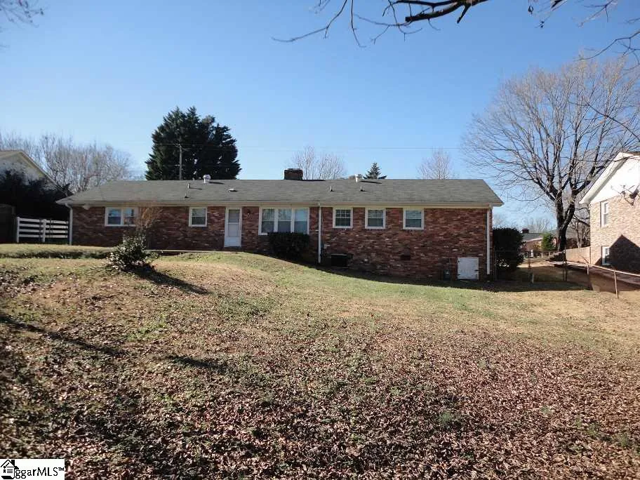 Property image 4 at 704 Butler Springs Road, Greenville, SC 29615