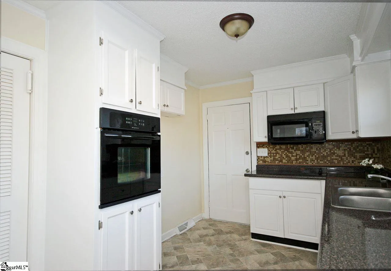 Property image 5 at 116 Buddy Avenue, Greer, SC 29651