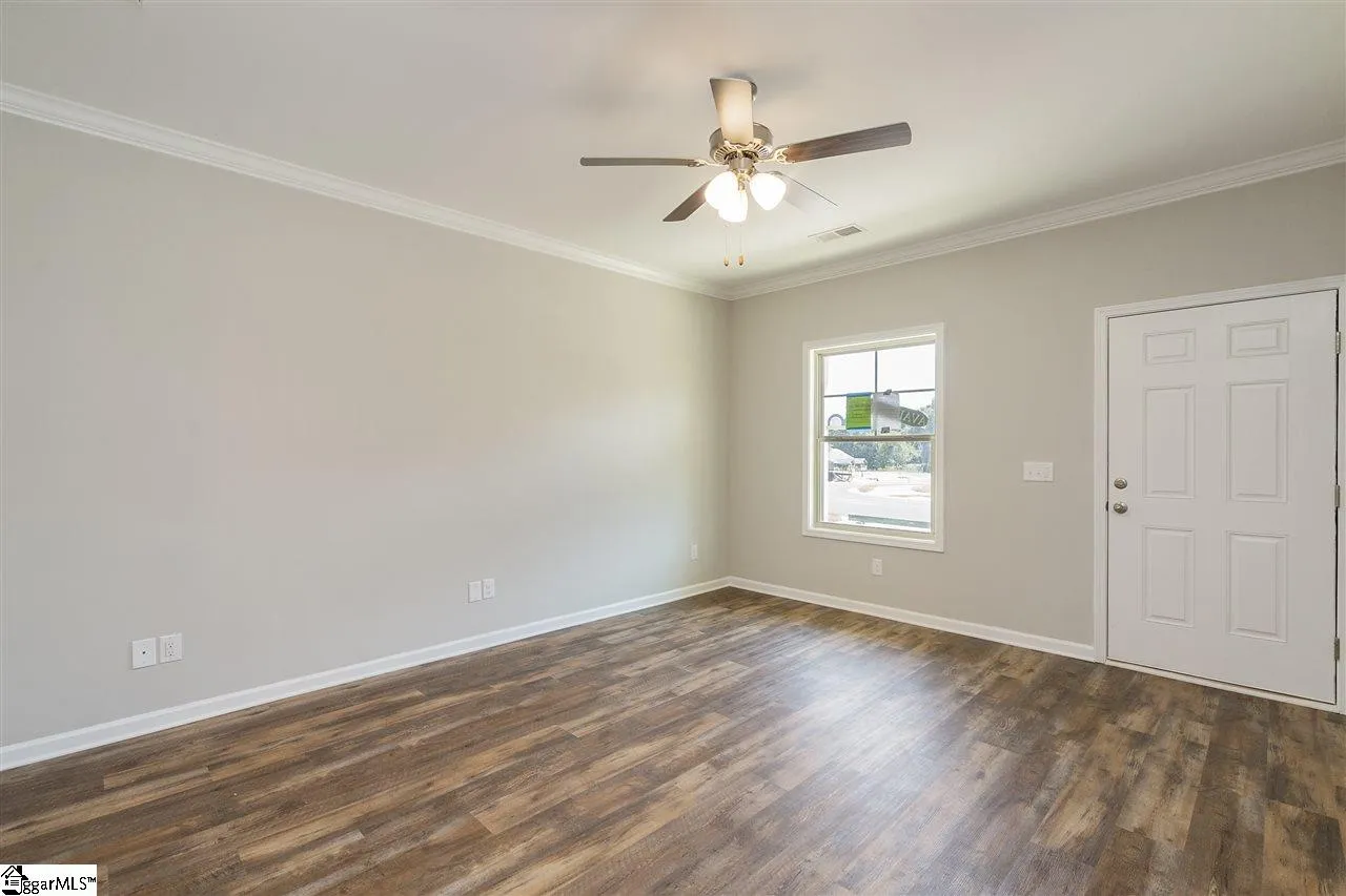 Property image 5 at 207 Fern Hollow Way, Mauldin, SC 29662