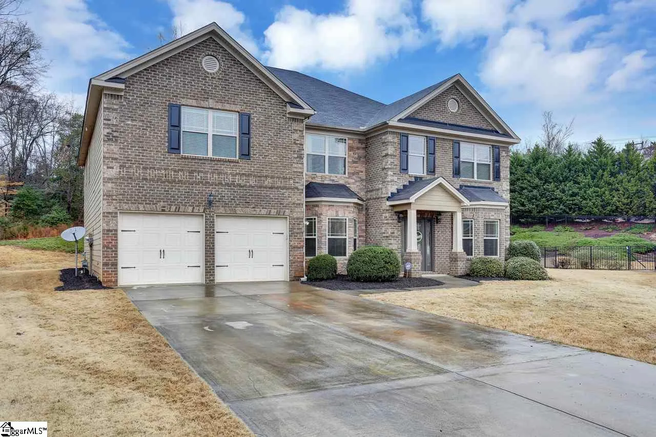 Property image 2 at 36 Governors Lake Way, Simpsonville, SC 29680
